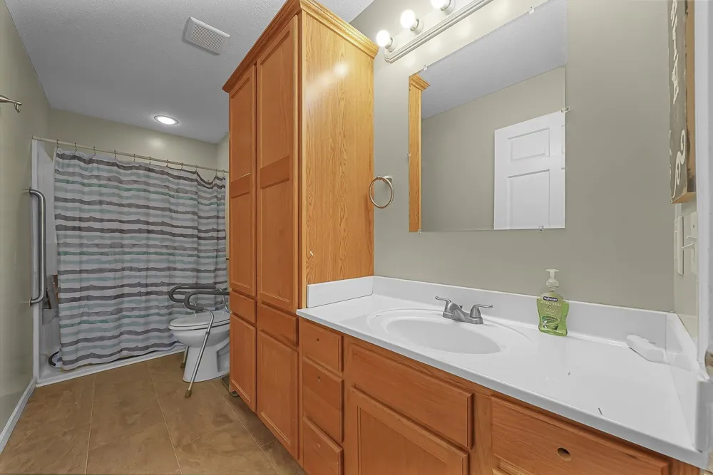 3821 S 39 ROAD Haring Charter Township, MI 49601