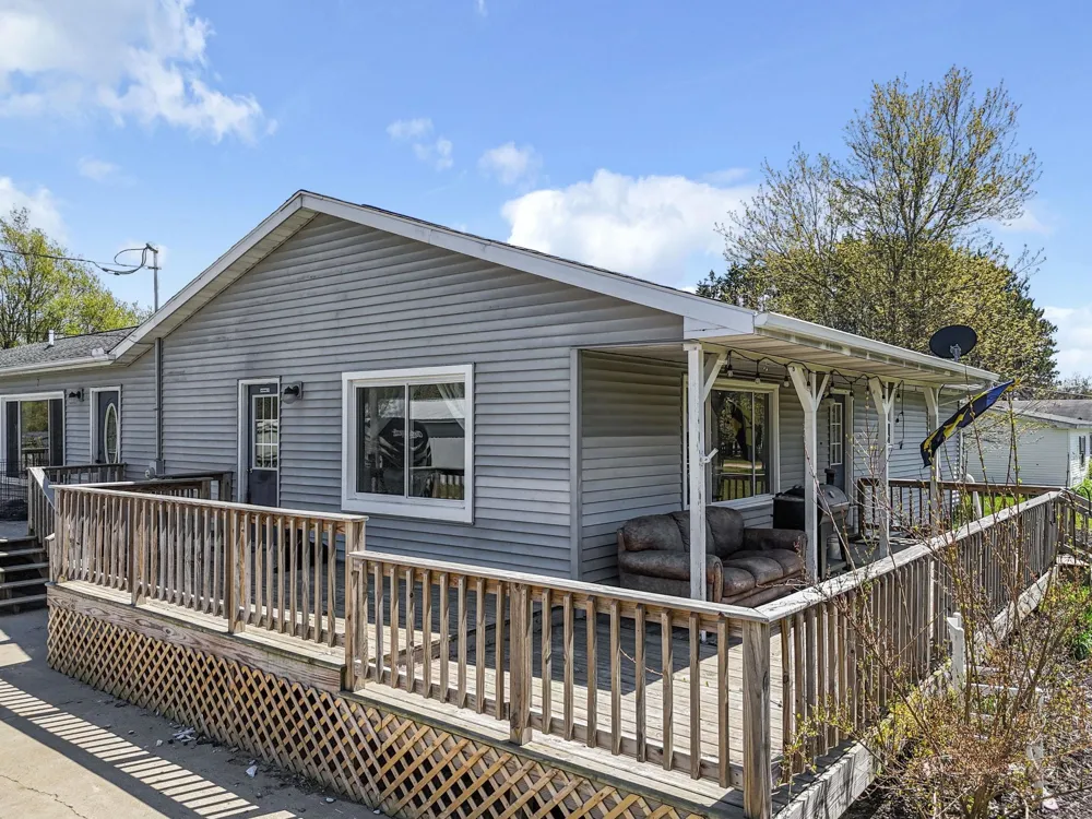 3821 S 39 ROAD Haring Charter Township, MI 49601