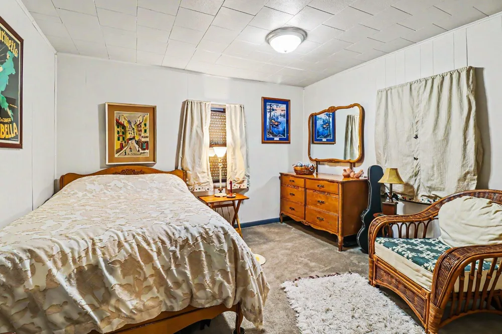 5739 Benzie Highway Joyfield Township, MI 49616