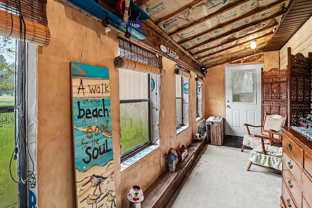 5739 Benzie Highway Joyfield Township, MI 49616