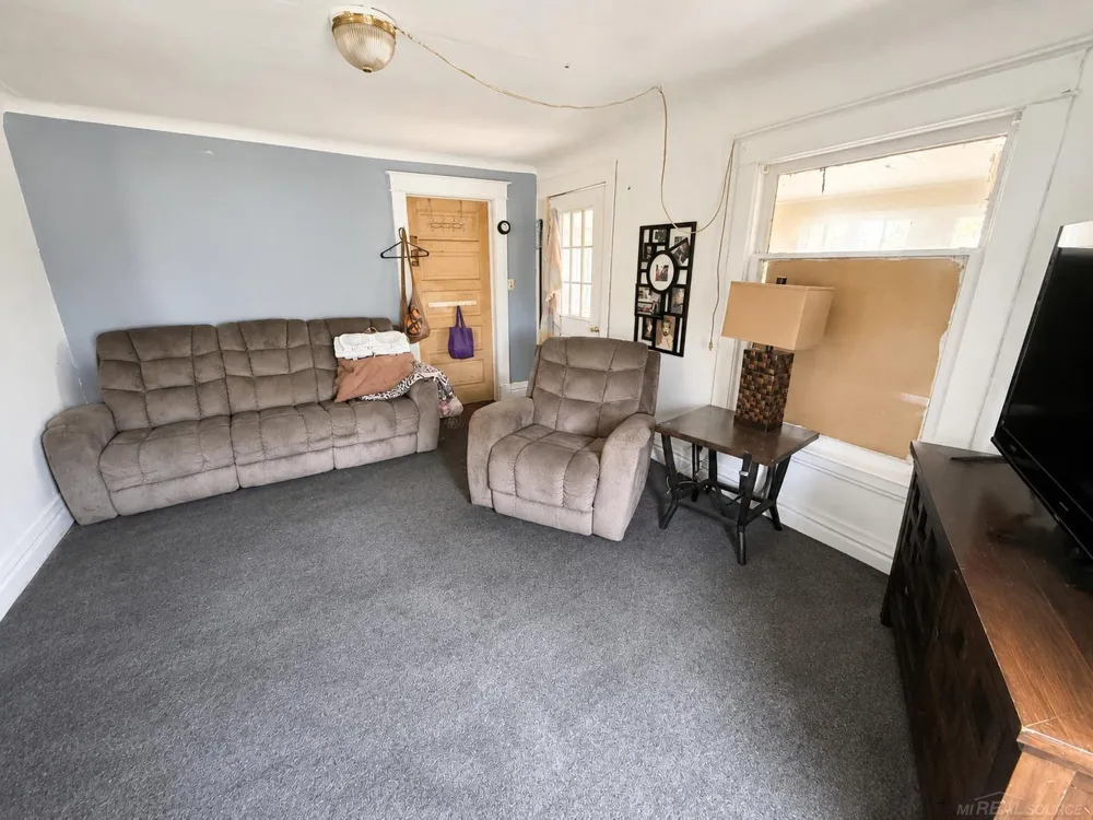 939 Field Avenue Kalamazoo Charter Township, MI 49048