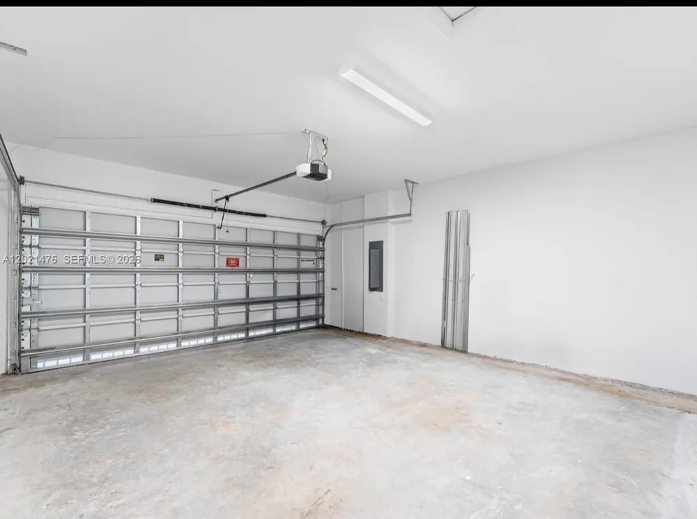 14884 SW 162nd St Miami, FL 33187