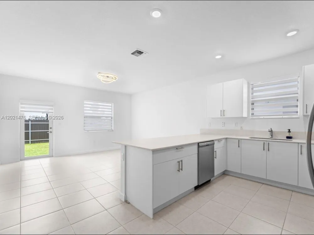 14884 SW 162nd St Miami, FL 33187