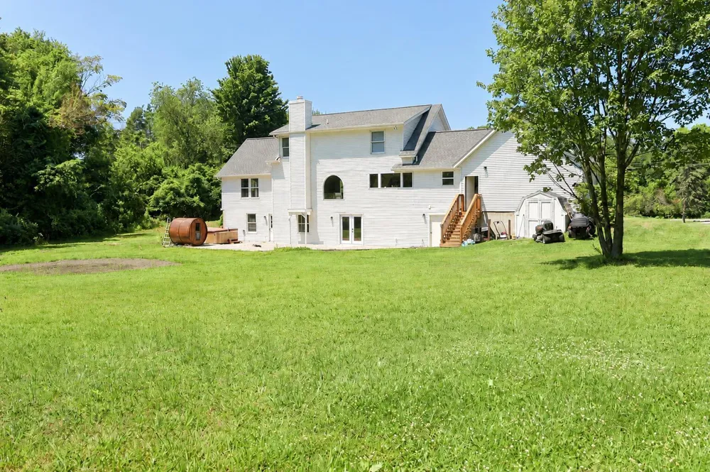 6352 143rd Avenue Laketown Township, MI 49423