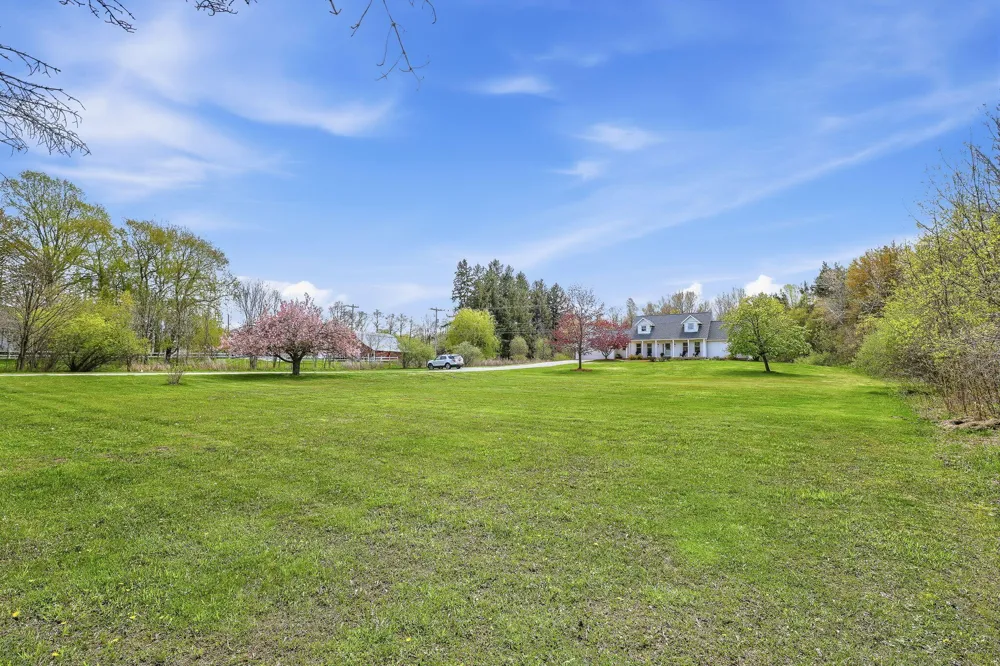 6352 143rd Avenue Laketown Township, MI 49423