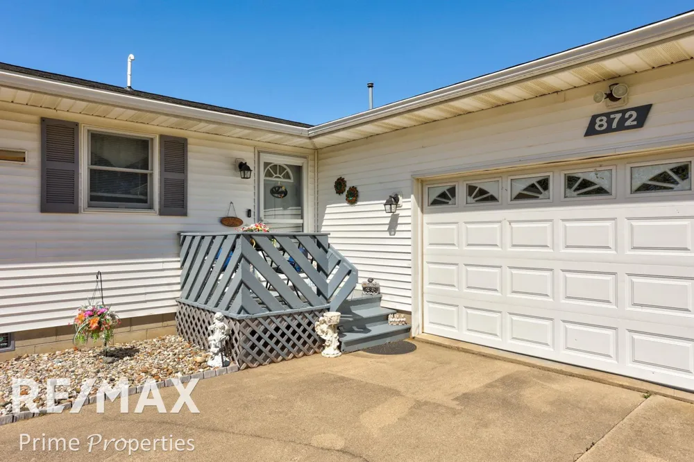 872 Huron Crest Drive Verona Township, MI 48413