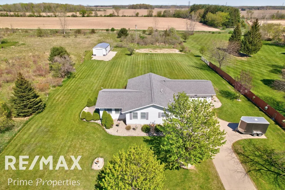 872 Huron Crest Drive Verona Township, MI 48413