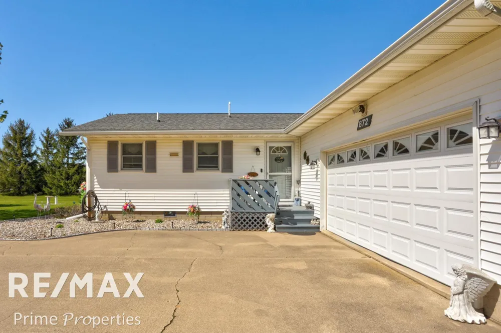 872 Huron Crest Drive Verona Township, MI 48413