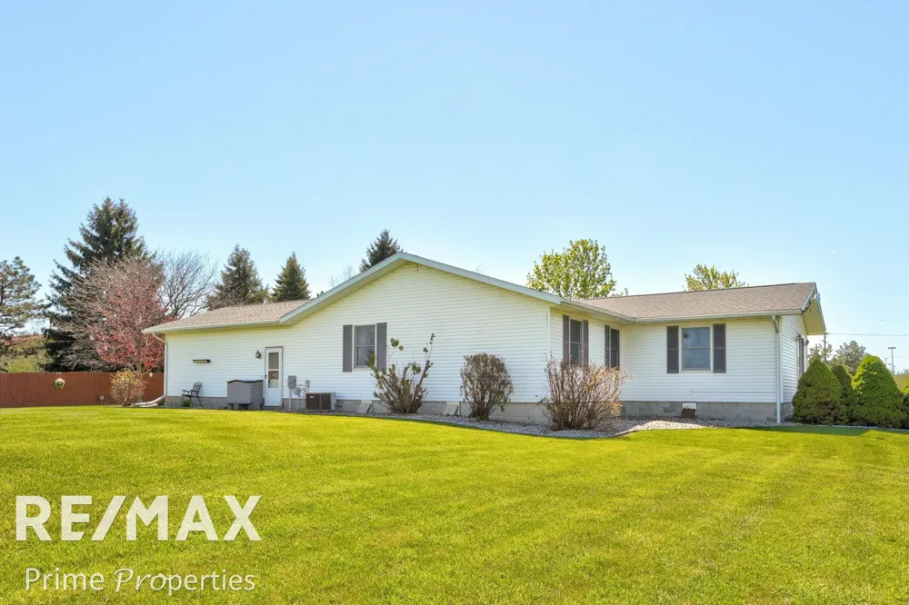 872 Huron Crest Drive Verona Township, MI 48413