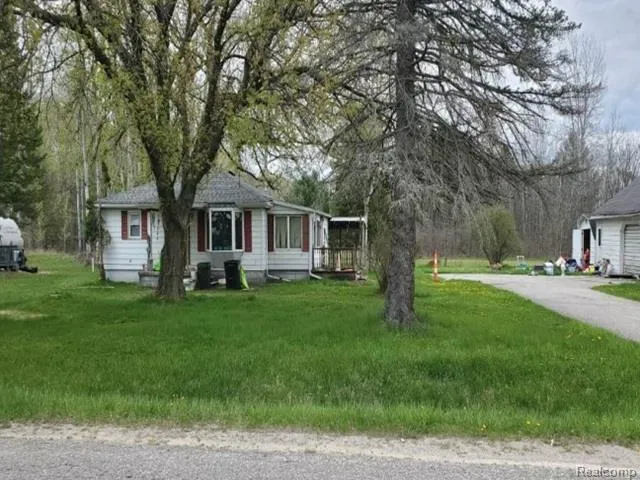 4056 Three Rivers Gladwin City, MI 48624