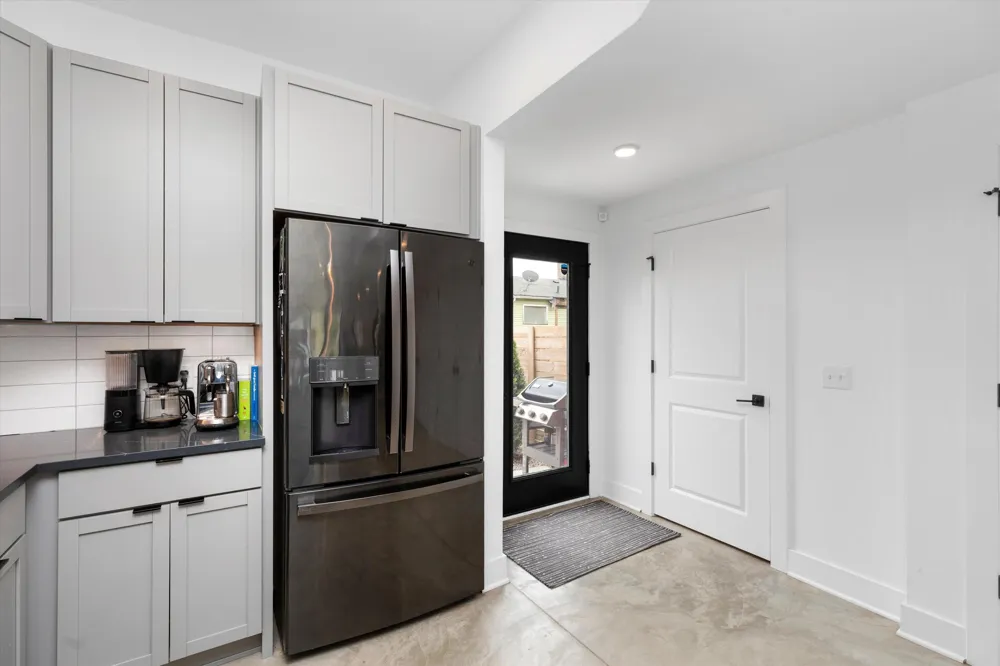 1803 Perry Street #9 Detroit City, MI 48216