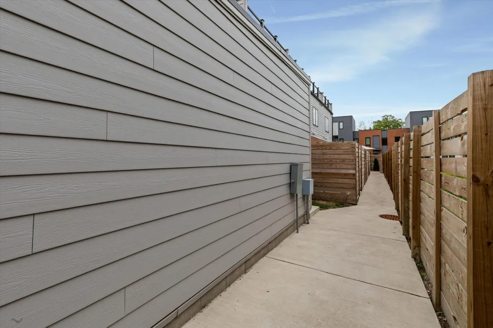 1803 Perry Street #9 Detroit City, MI 48216