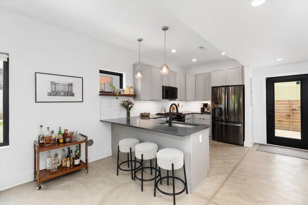1803 Perry Street #9 Detroit City, MI 48216