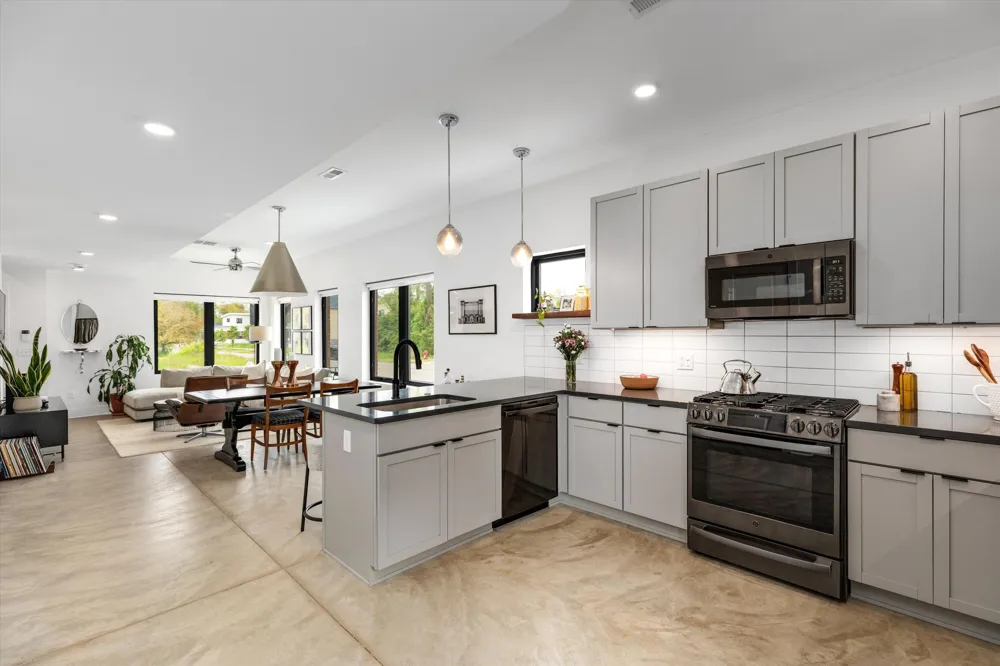 1803 Perry Street #9 Detroit City, MI 48216