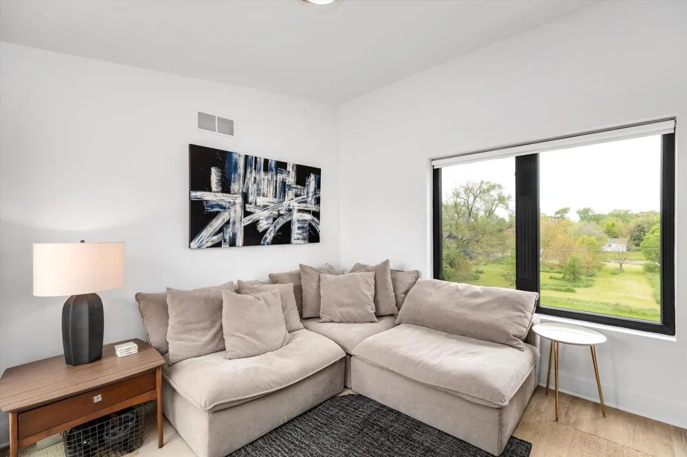 1803 Perry Street #9 Detroit City, MI 48216