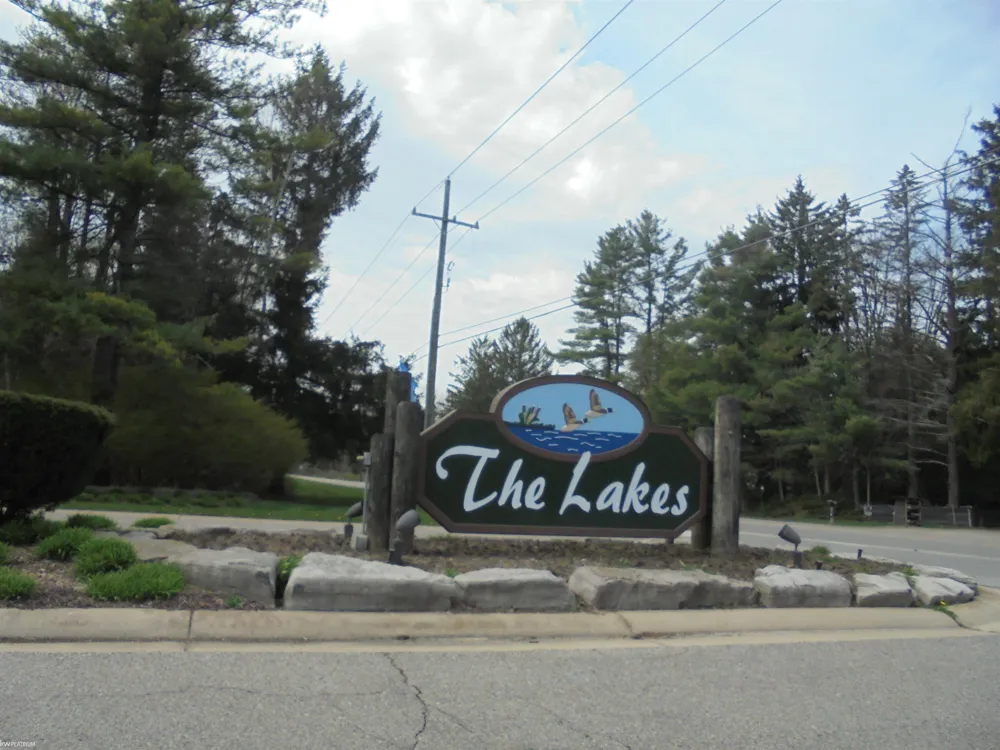 536 Swan Creek Court Kimball Township, MI 48074