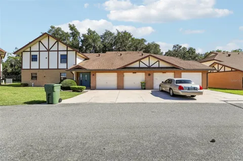 100 E OAK TERRACE DRIVE #D2