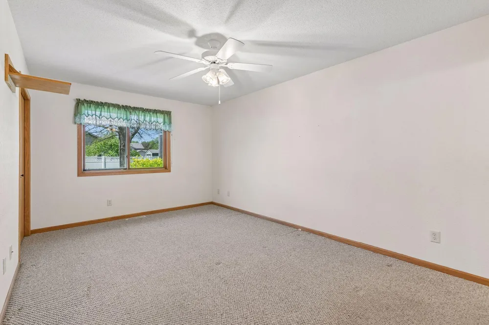 600 E Welco Drive Montgomery, MN 56069