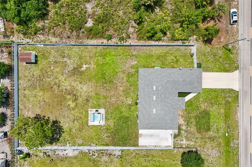 910 Richmond Ave N Lehigh Acres, FL 33972