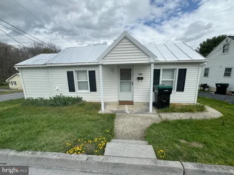 430 W HIGH STREET