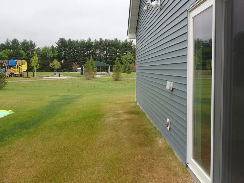 39872 Fallbrook Avenue North Branch, MN 55056