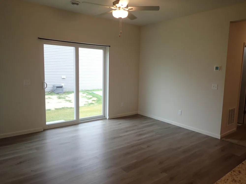 39872 Fallbrook Avenue North Branch, MN 55056