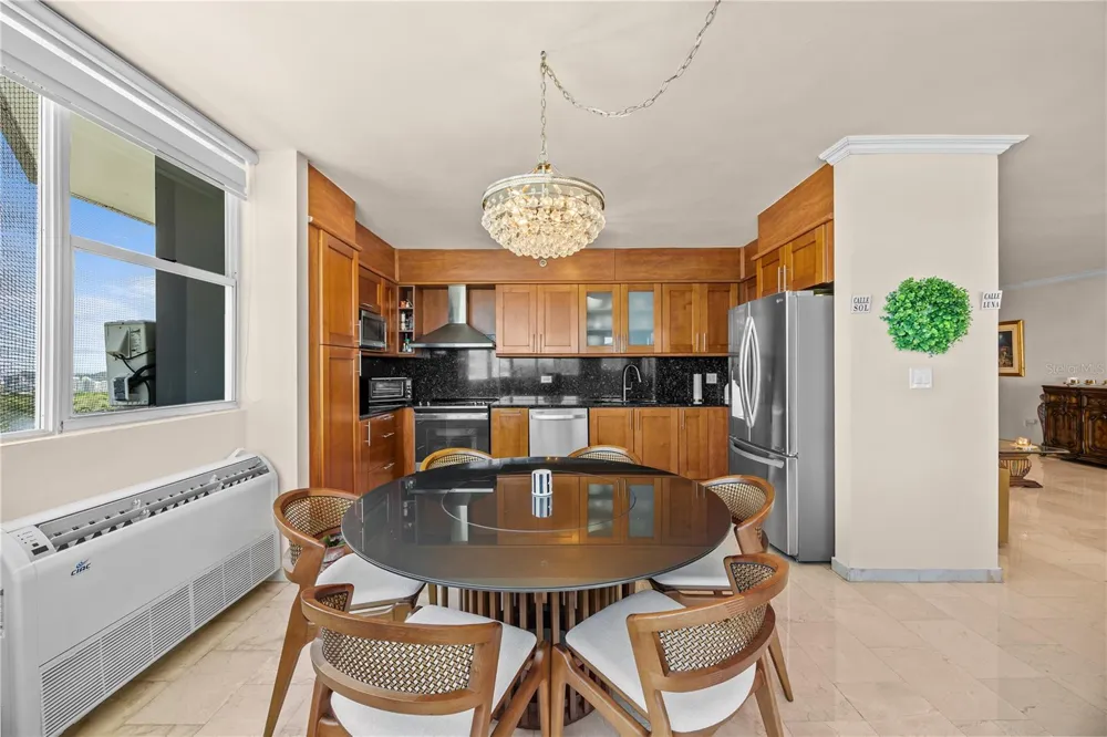 14 CARR 833 #1404 Guaynabo, PR 00966
