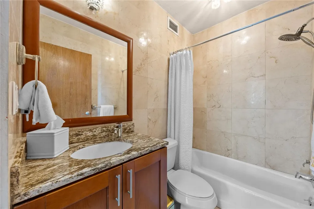 14 CARR 833 #1404 Guaynabo, PR 00966