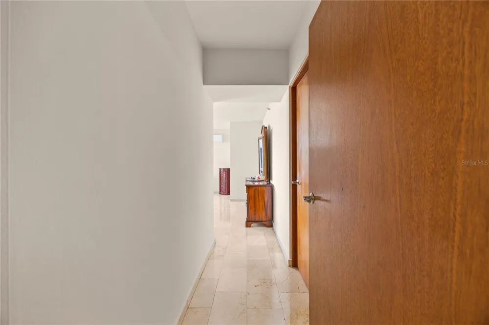 14 CARR 833 #1404 Guaynabo, PR 00966