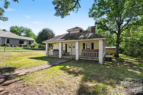 603 S 4th Street