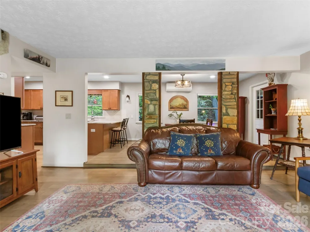 597 Sweetwater Ridge Road Burnsville, NC 28714