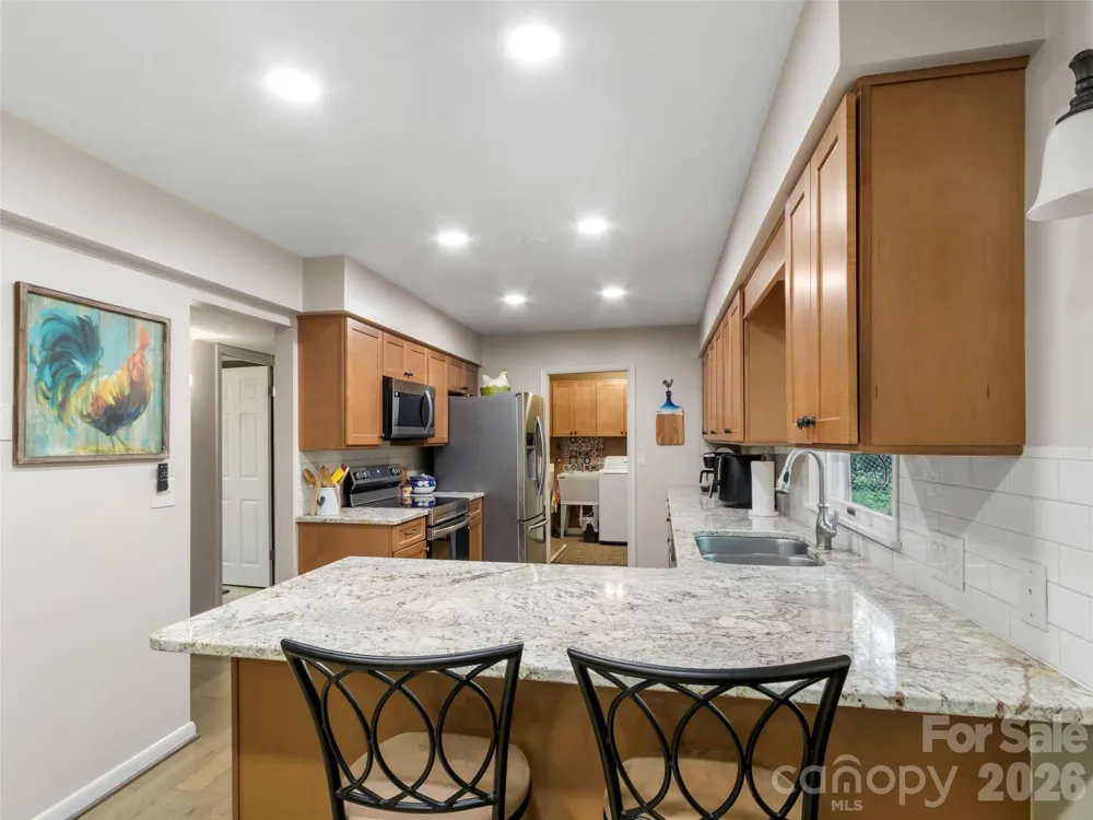 597 Sweetwater Ridge Road Burnsville, NC 28714