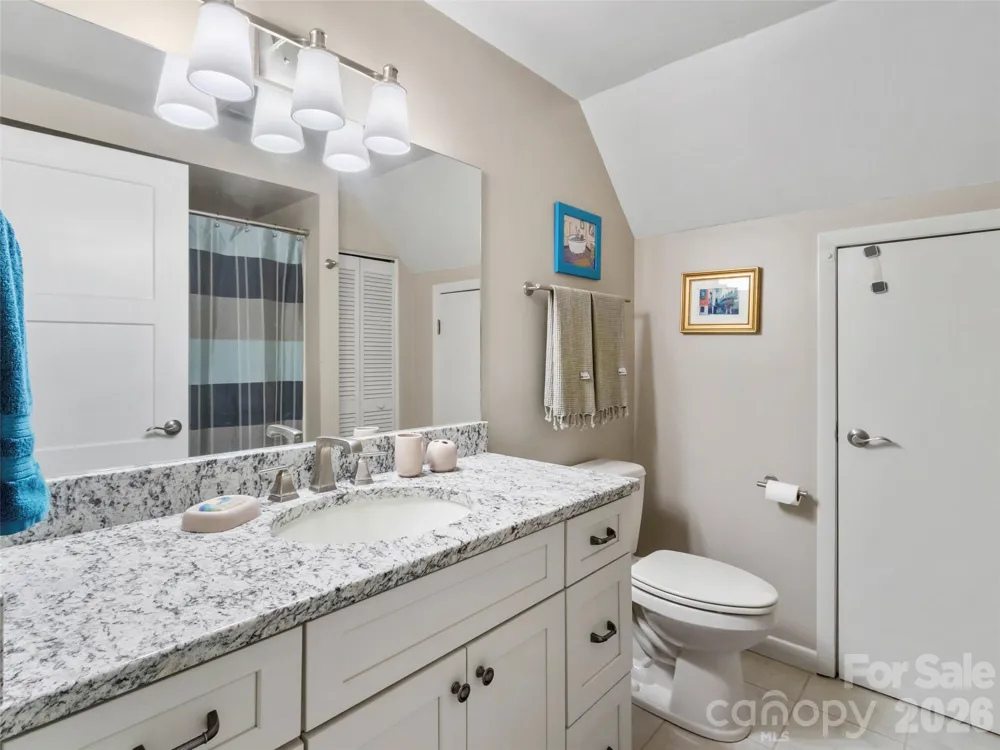 597 Sweetwater Ridge Road Burnsville, NC 28714