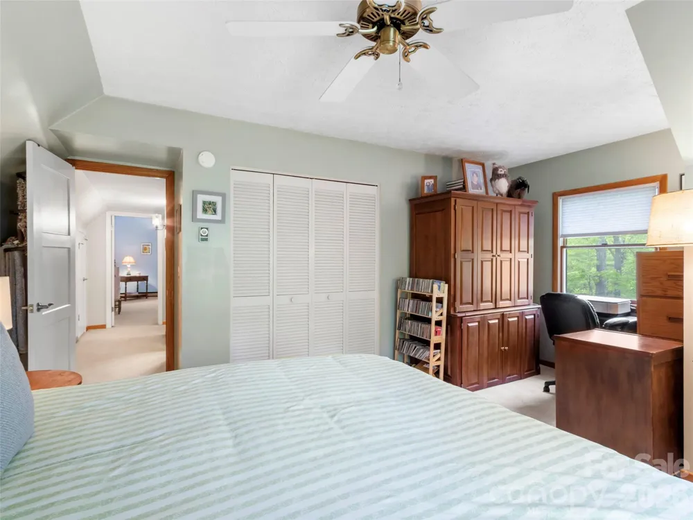 597 Sweetwater Ridge Road Burnsville, NC 28714