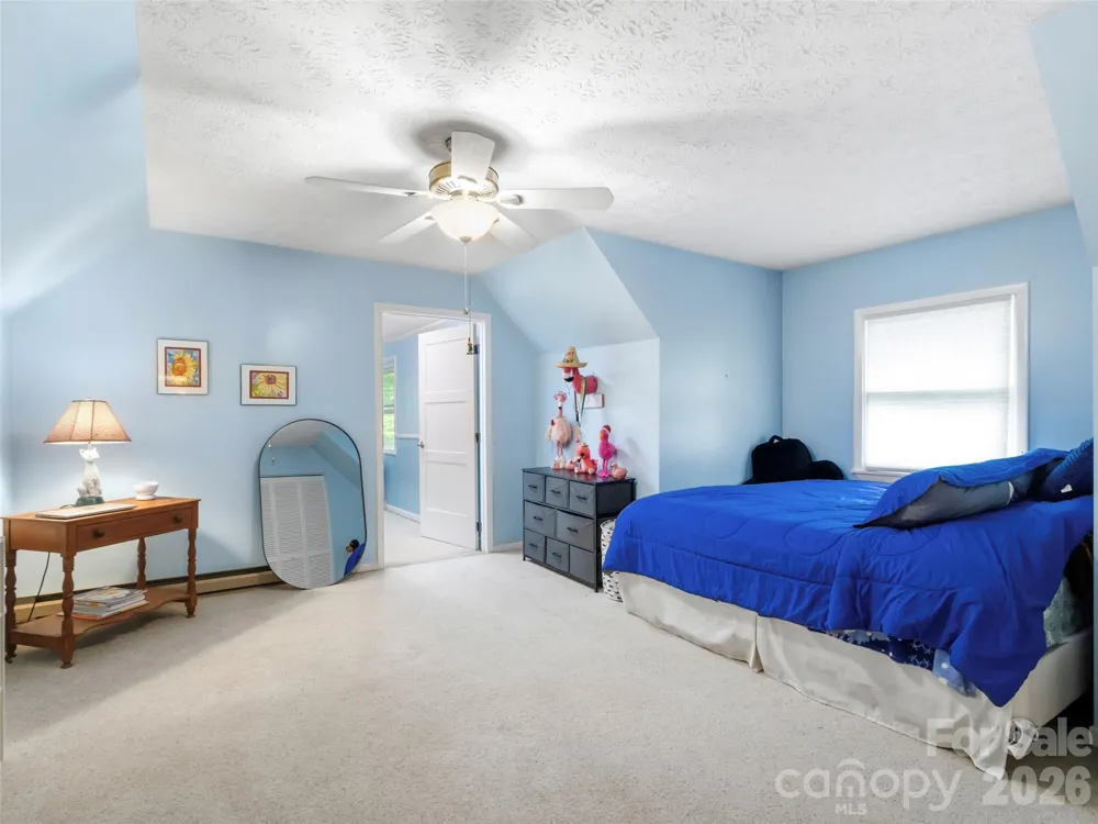 597 Sweetwater Ridge Road Burnsville, NC 28714