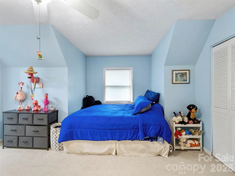 597 Sweetwater Ridge Road Burnsville, NC 28714