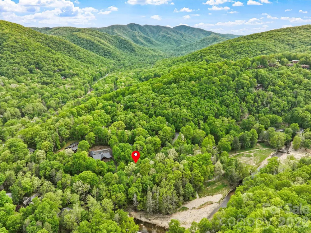 597 Sweetwater Ridge Road Burnsville, NC 28714