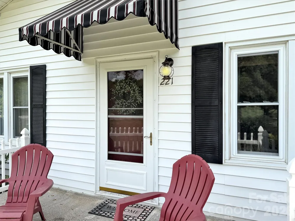 221 Moody Farm Road Maggie Valley, NC 28751