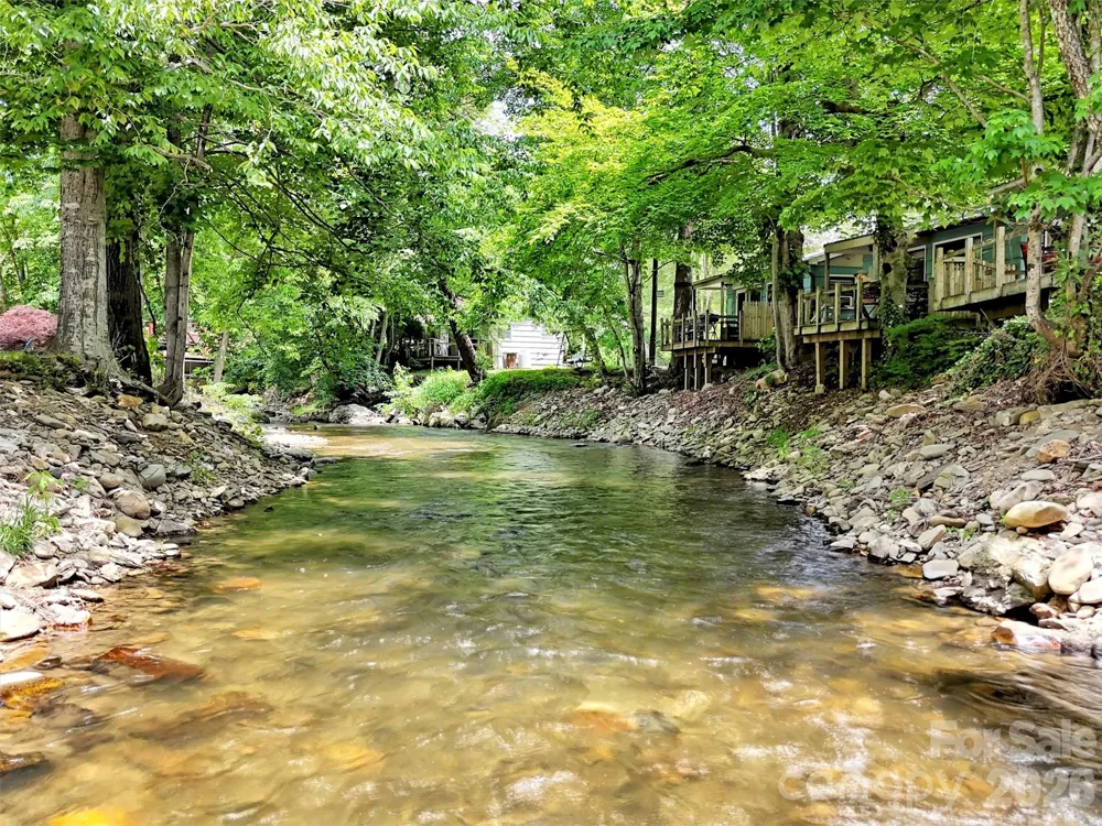 221 Moody Farm Road Maggie Valley, NC 28751