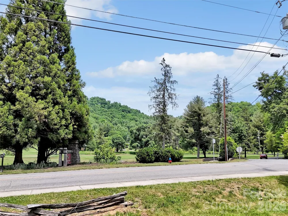 221 Moody Farm Road Maggie Valley, NC 28751
