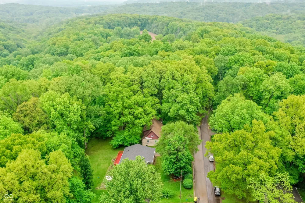 1609 E Woodland Drive Bloomington, IN 47408