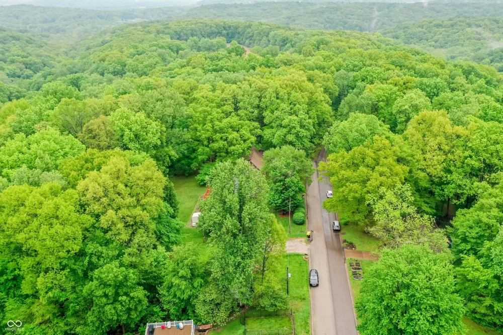 1609 E Woodland Drive Bloomington, IN 47408