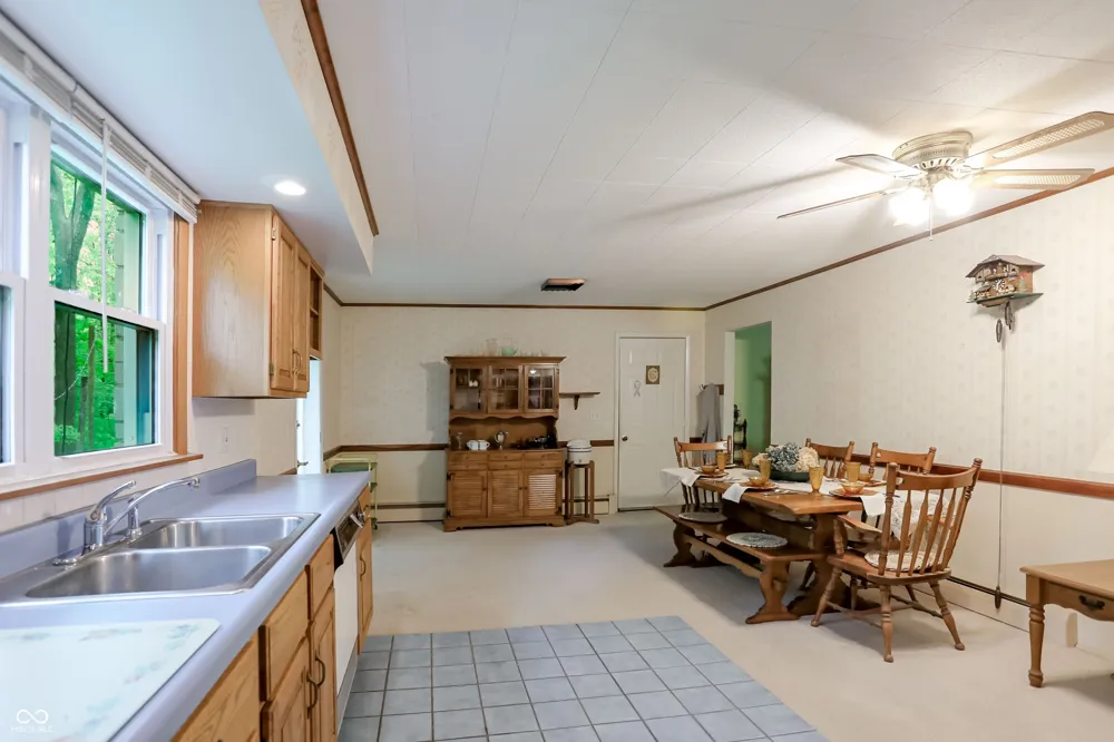 1609 E Woodland Drive Bloomington, IN 47408