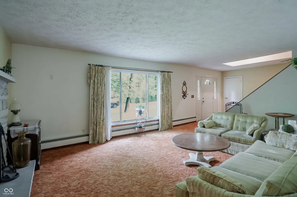 1609 E Woodland Drive Bloomington, IN 47408