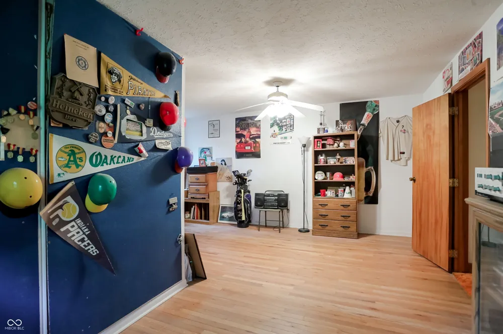 1609 E Woodland Drive Bloomington, IN 47408