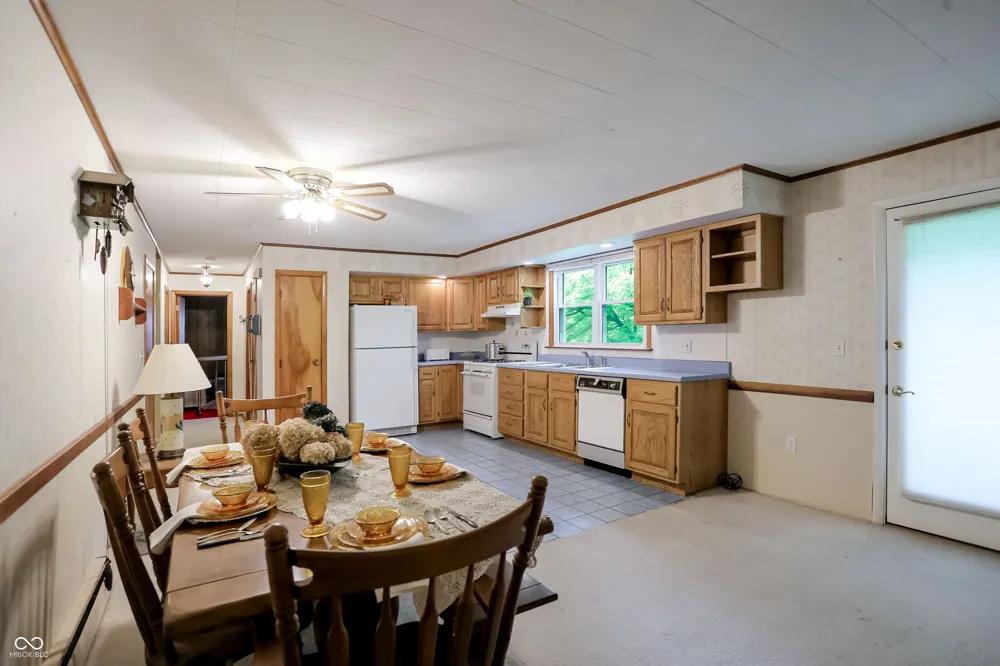 1609 E Woodland Drive Bloomington, IN 47408