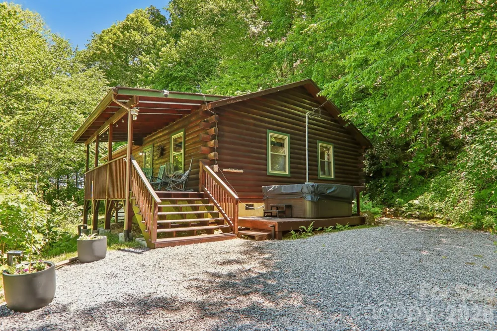 152 Trails End Lane Maggie Valley, NC 28751