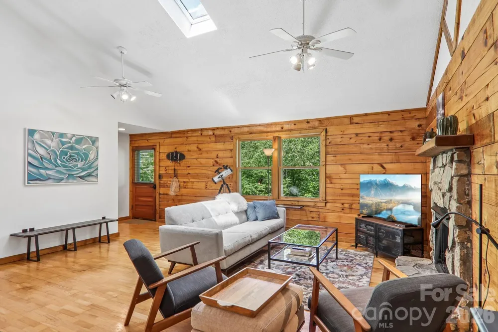152 Trails End Lane Maggie Valley, NC 28751