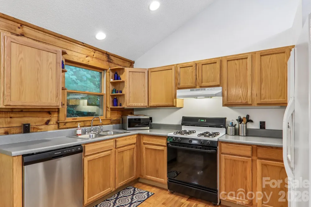 152 Trails End Lane Maggie Valley, NC 28751