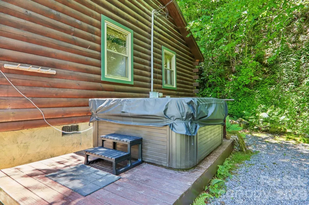 152 Trails End Lane Maggie Valley, NC 28751